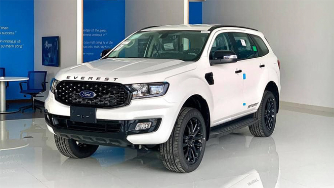 Ford Everest bất ngờ “bùng nổ” trong tháng 3 với doanh số hơn 500 xe